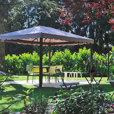 Nocleg ze śniadaniem Au Jardin De Lisa Cherreau