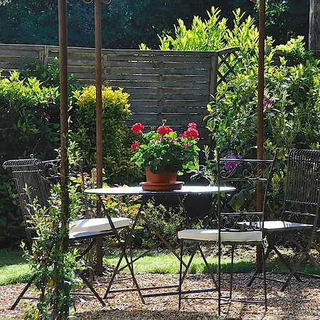 Bed & Breakfast Au Jardin De Lisa 3*