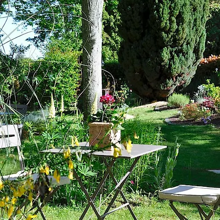 Au Jardin De Lisa Bed and breakfast